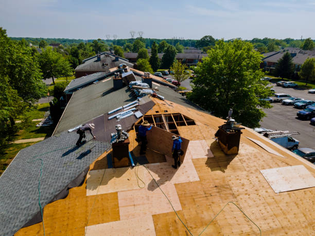 24/7 Emergency Storm Damage Roof Repair experts in Sand Lake, NY